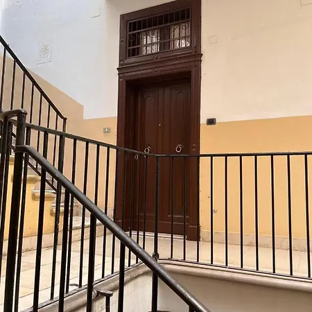 דירה Nicanto's בארי